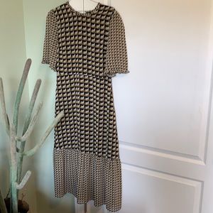 Vintage inspired midi dress fully lined